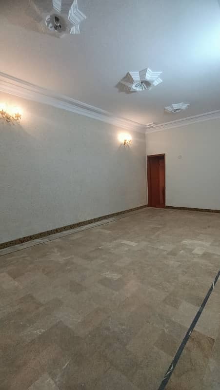 3 bed DD Portion Available For Rent in Gulistan e jauhar 13