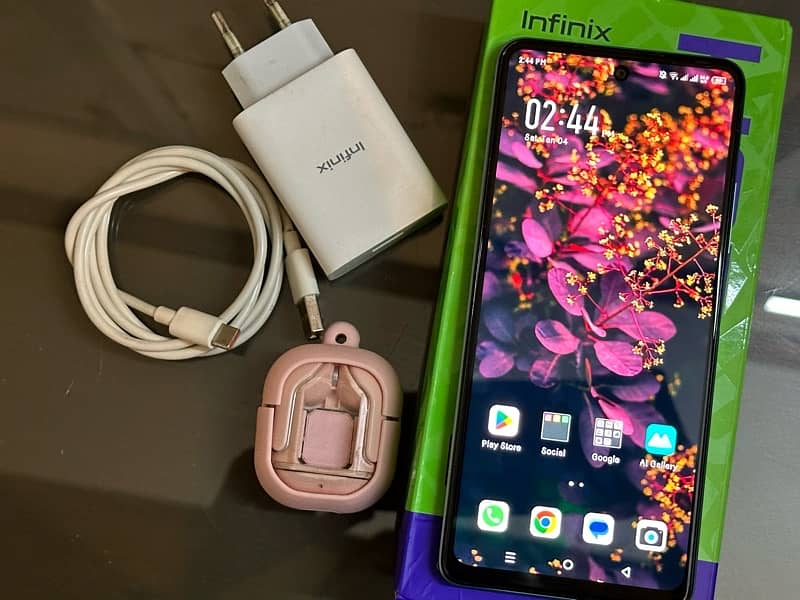 Infinix Hot 30 1