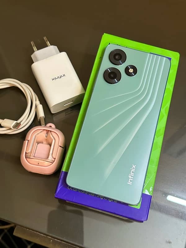 Infinix Hot 30 4