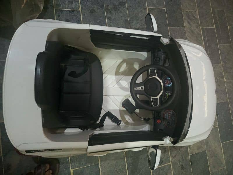 kids rechargeable vehicle remote control, very slightly used 0