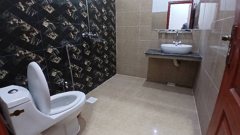 Fully Furnished Room For Rent Gulgasht Near Sabzazar Metro Station 2