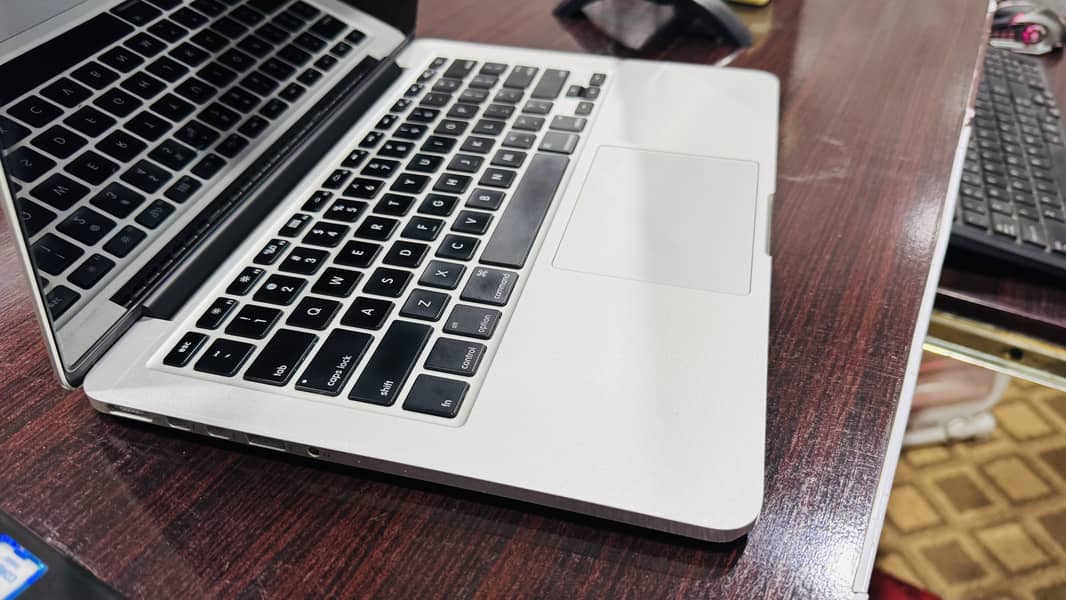 Macbook pro 2016 Dual-Core Intel Core i5 2