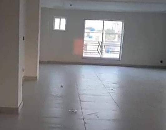 1 KANAL 1ST FLOOR BRAND NEW FLOOR FOR RENT AT MAIN BULEVOURD ROAD OPPOSITE JINNAH HOSPITAL LAHORE 2