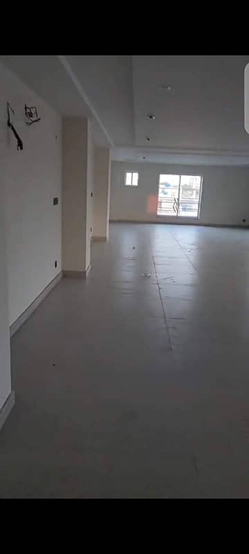 1 KANAL 1ST FLOOR BRAND NEW FLOOR FOR RENT AT MAIN BULEVOURD ROAD OPPOSITE JINNAH HOSPITAL LAHORE 6