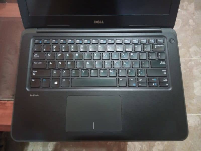 Core i3 6th Generation Laptop 1