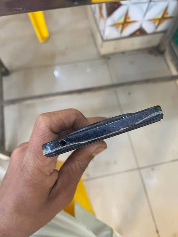 Redmi C75 Poco 4