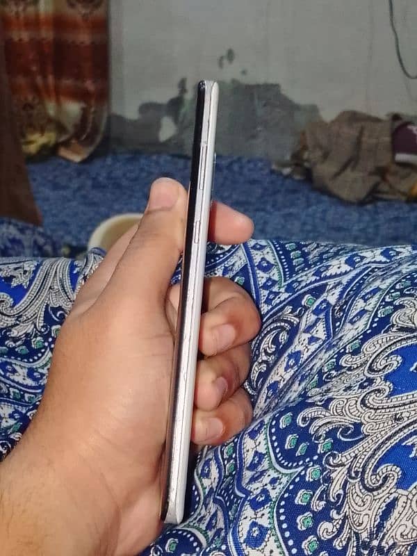 Sharp Aquos Zero 2 Non PTA 9