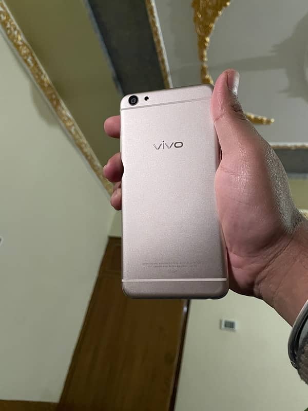 vivo x7 10/10 condition 2