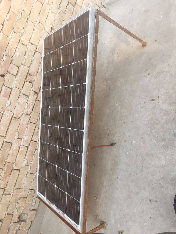 high efficiency 170 watt solar panel with stand 1