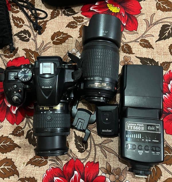 Nikon D5300 with kit lens and 55-200mm lens 0