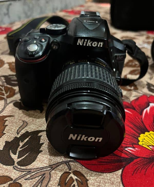 Nikon D5300 with kit lens and 55-200mm lens 8