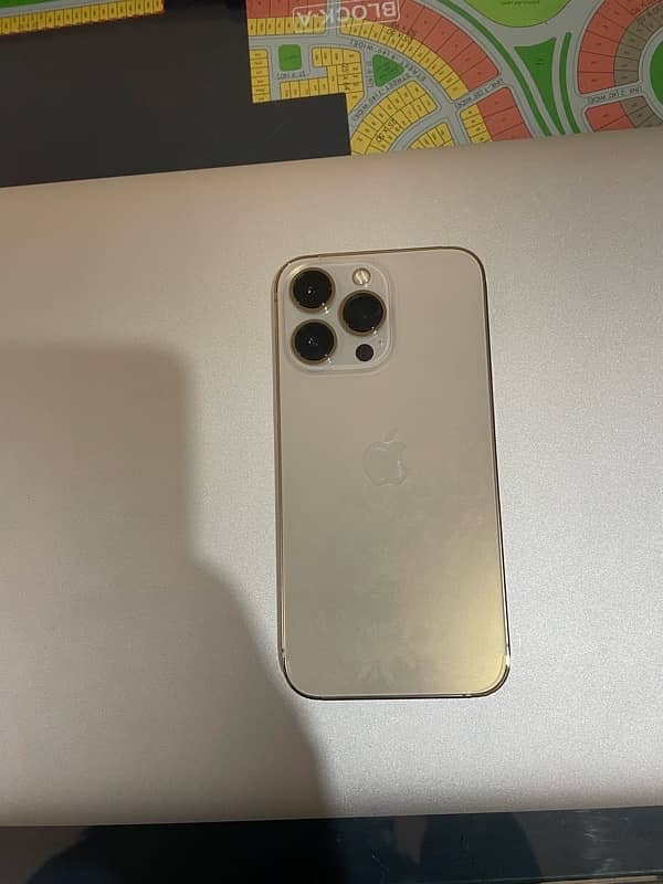 iPhone 12 Pro golden color 512 gb 0