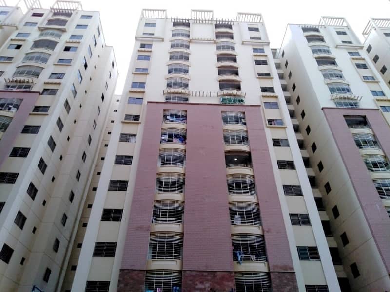 Corner Flat, Gulshan-e-Iqbal block-1 3 Bed D/D Express way Facing 9