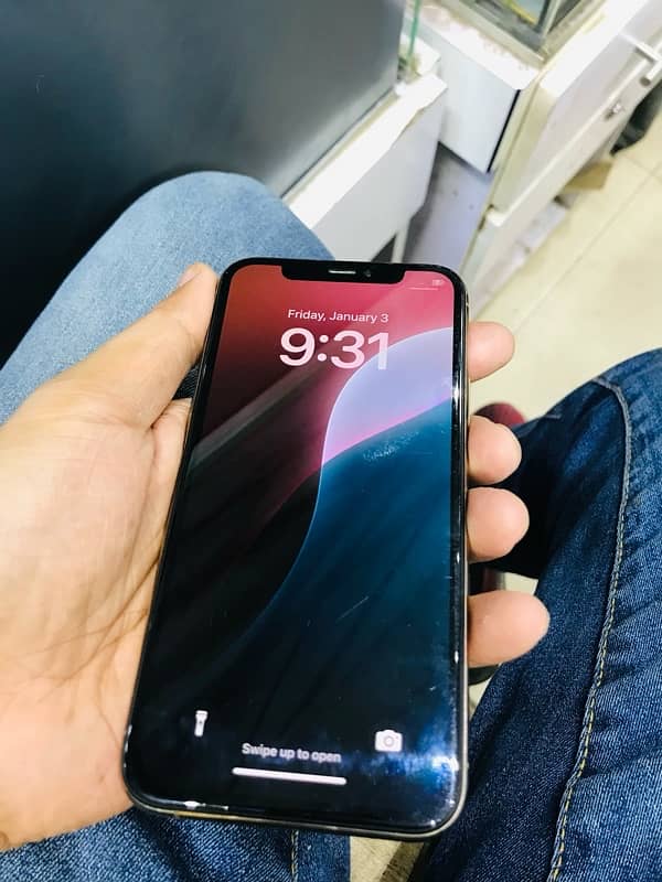 IPhone 11 Pro 64 gb pta approved 1