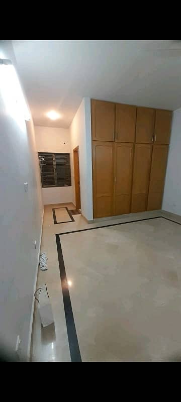 7 Marla Ground Portion for Rent in G-13 10