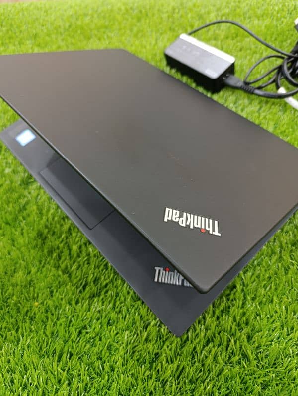 Lenovo ThinkPad X1 Carbon Ultra Slim Laptop,Core i7 7th Gen. 8GB RAM 7