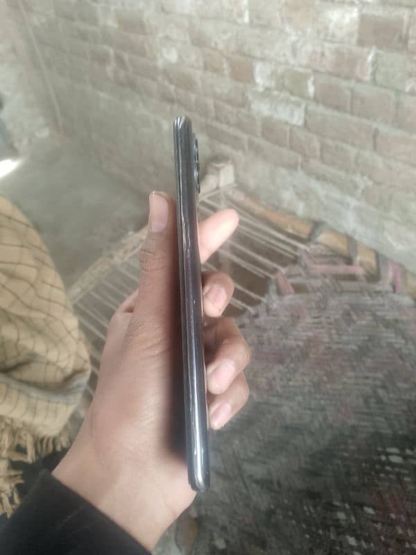 oppof17pro 7