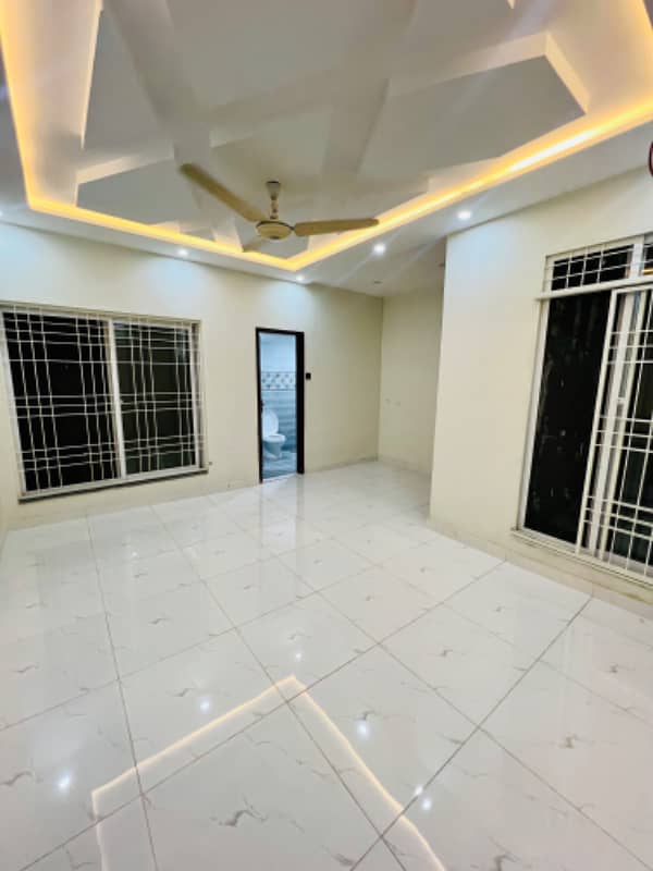 10 Marla New Single Storey House For Sale In Punjab Coop Housing Society 6