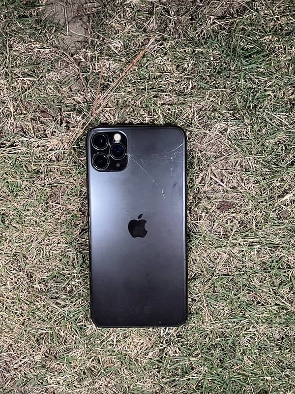 iphone 11 pro max 2