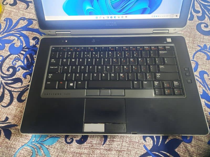 dell latitude SSD installed for sale with charger 8