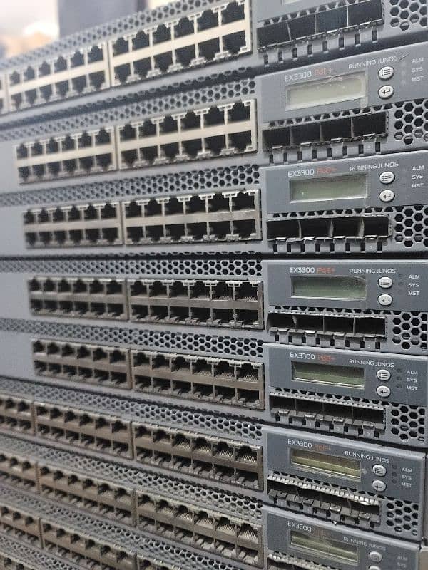 Juniper EX-3300-48P Switch 6