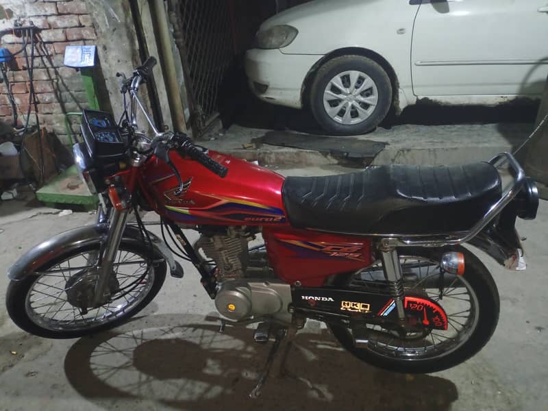 Honda 125cc 6