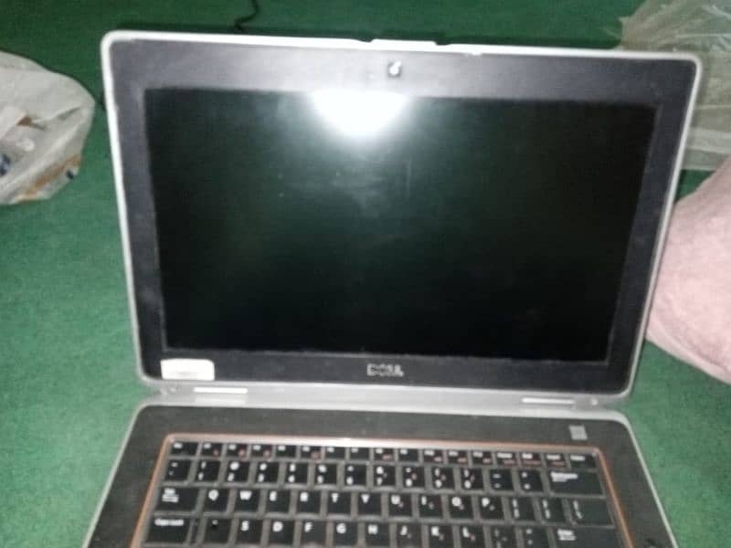 Dell laptop hai 2