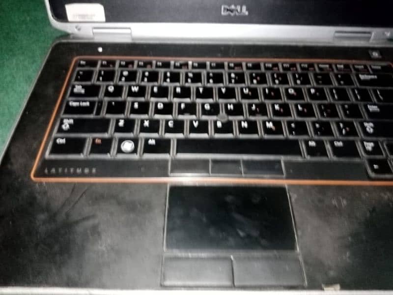 Dell laptop hai 18