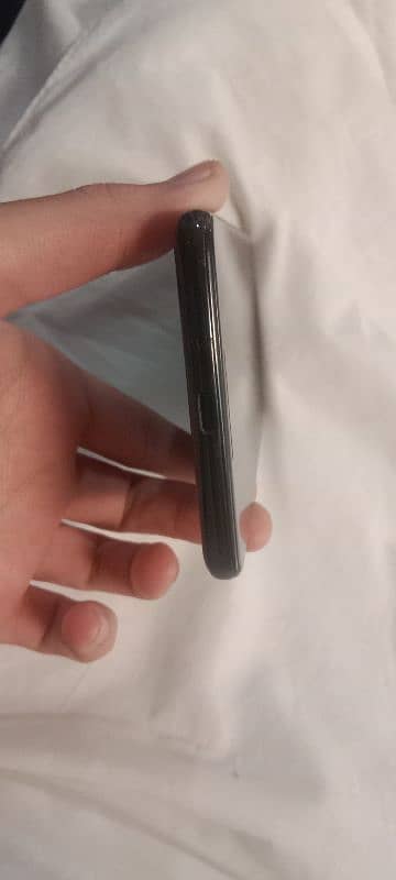 Google pixel 3xL condition 10/10 ( 3 months sim active ) 3