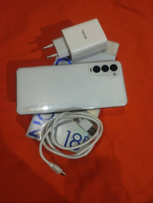 Tecno camon 18p 8GB 128 GB 33 WATT. . PTA APPROVED CANDETION 10 BY 10 2