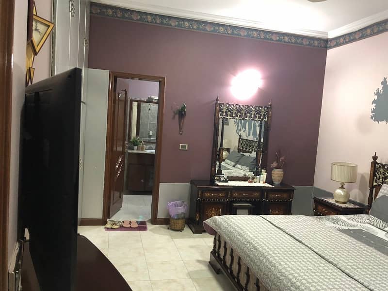 10 Marla Slightly Used House For Sale In Punjab Coop Housing Society Lahore 0