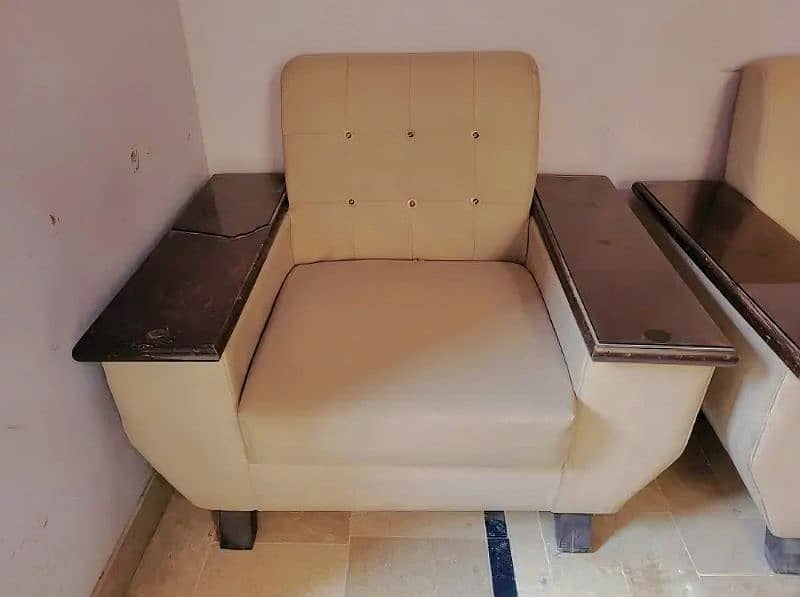 Luxury Sofa Set for Sale 4