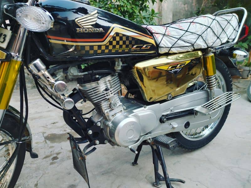 honda cg 125 2020 (genuinely modified into 2024 gold edition) 3