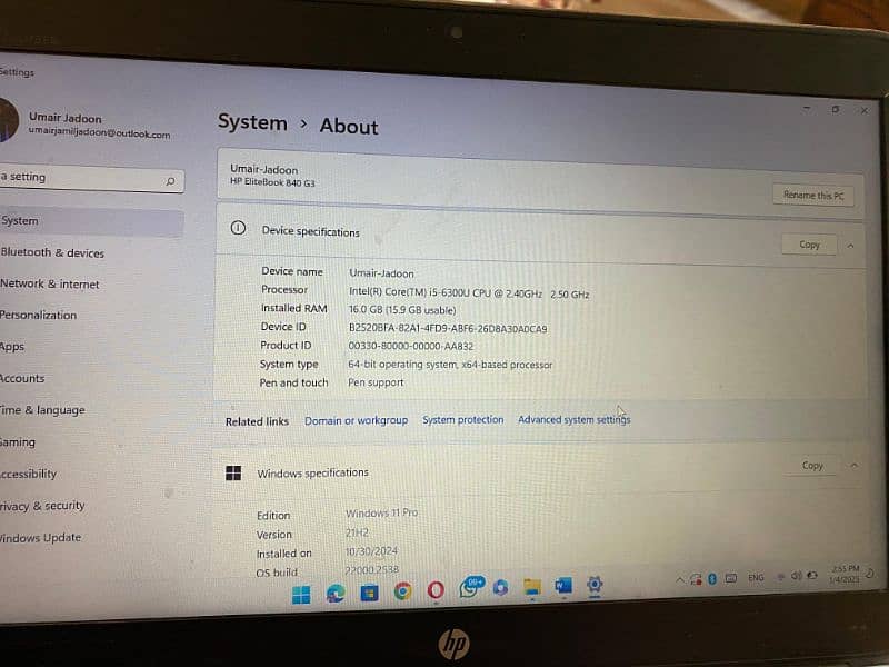 HP elite book 840 G3 i5-6th Gen 16GB Ram/ 256 GB SSD Widows 11 pro 2