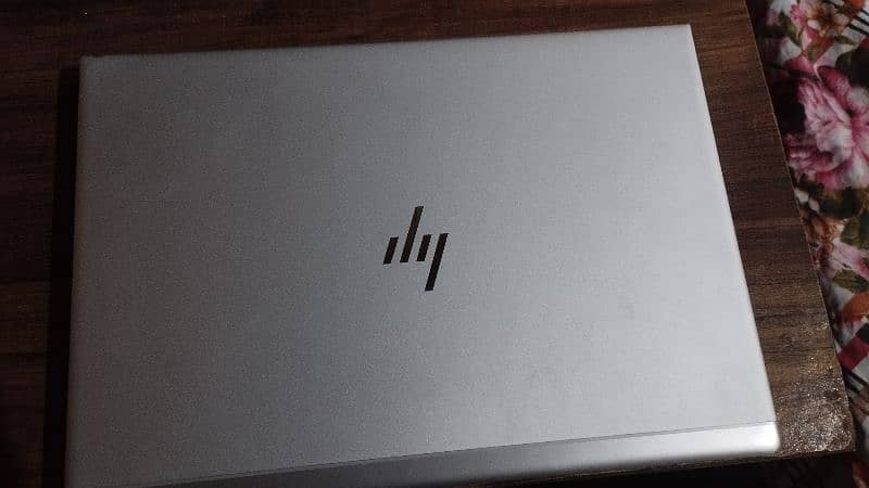 HP Elite Book 840 G6 Touch 4