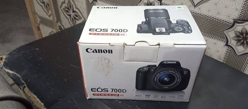 Canon 700D 6