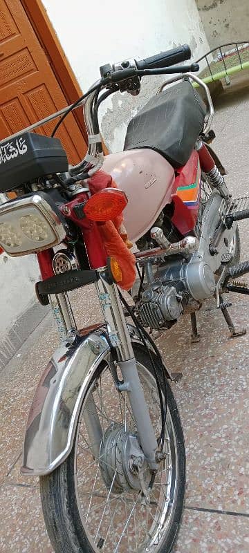 Honda CD 70 2012 model lunch condition ma hai number chakwal ka hai 7