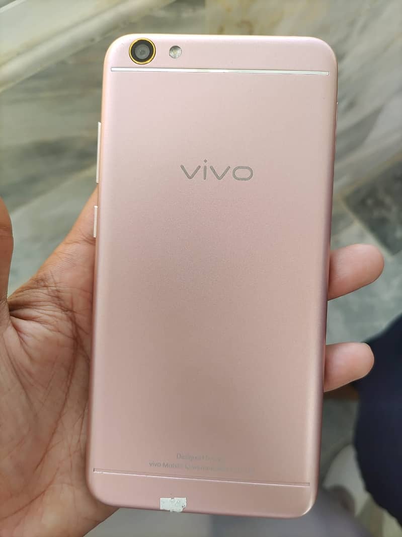 Vivo Y66 4/64 Urjent Sale Rs. 6800/- 4