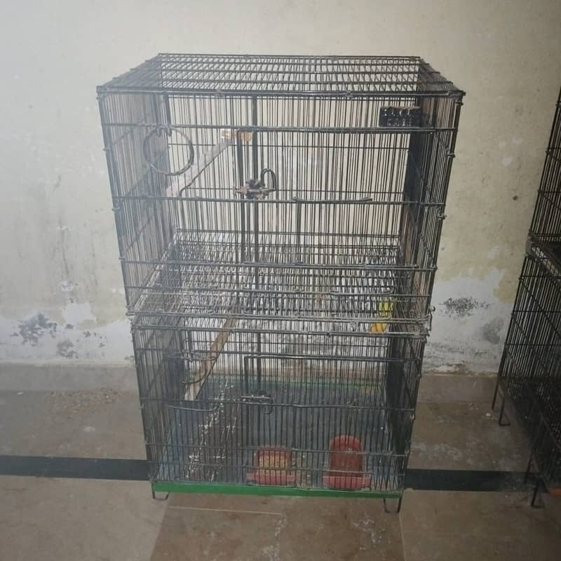 2 Portion Foldable Cage are Available For Sale. 4