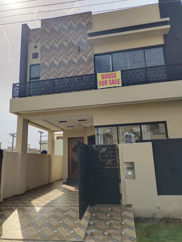 5 MARLA BEAUTIFULLY CONSTRUCTED HOUSE NEWLY BUILD IS AVAILABLE FOR SALE IN DHA PHASE 11 RAHBAR SECTOR 2 LAHORE 37