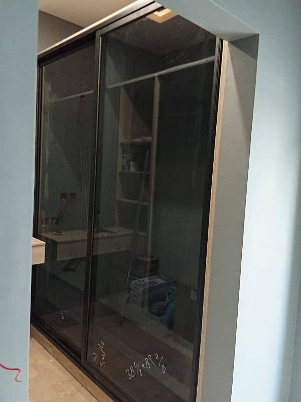 12mm glass partition and aluminum 3