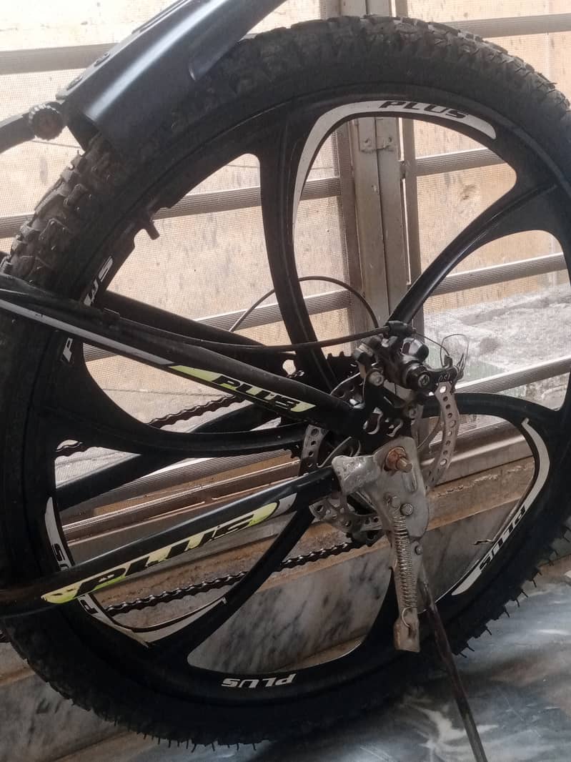 Plus alloy rims bicycle condition 10/10 2