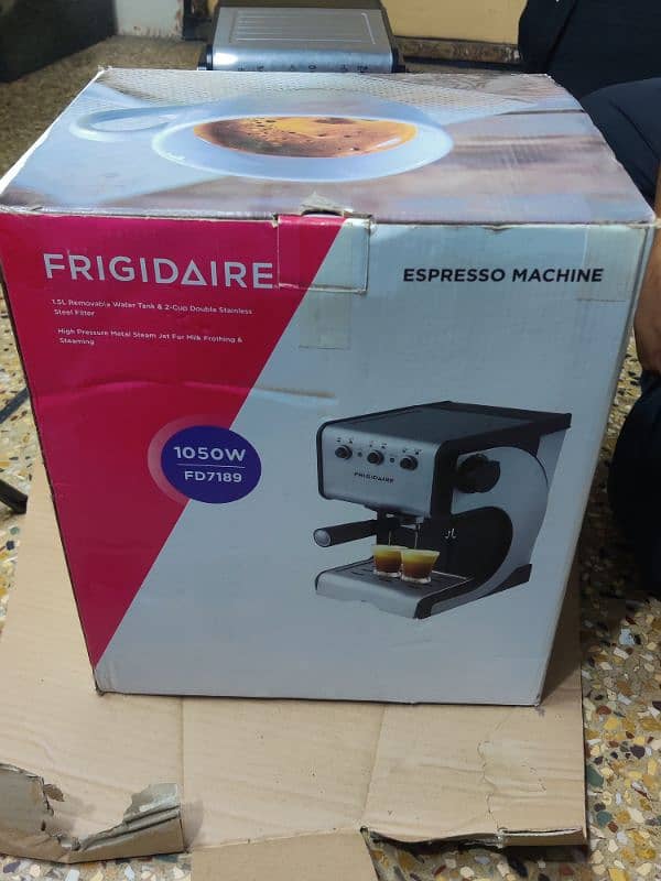 coffee machine Frigidaire company 11