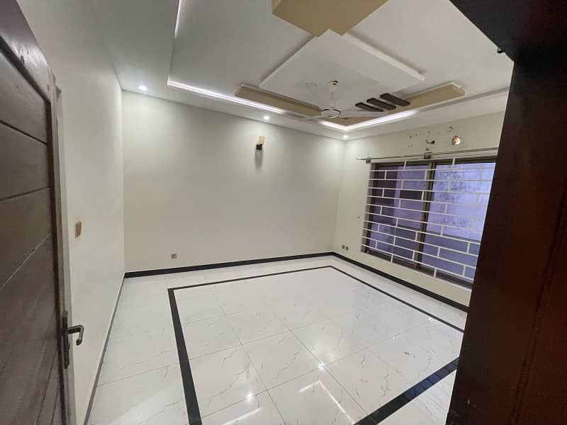 Basement For Rent 35*70 2