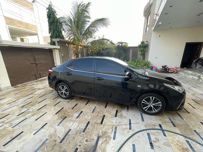 Toyota Corolla Altis 2018 8