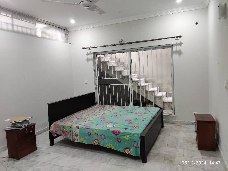 1 Kanal Basement For Rent In D. 12 4