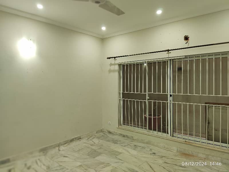 1 Kanal Basement For Rent In D. 12 7