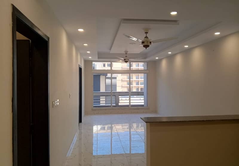 THE GATE 2 Bedroom Size 1300 Sq Ft Apartment On Investors Price For Sale 0