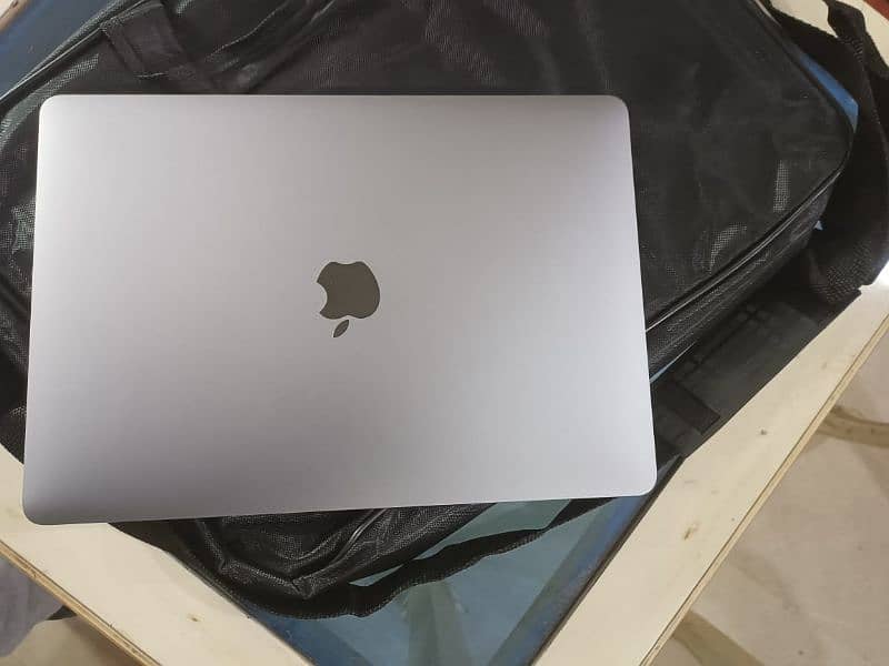 Mac Book Pro 100% best condition 5