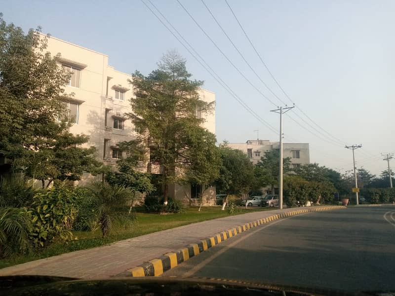 5 Marla 2 Bedroom Flat For Rent In Askari 11- C, Lahore 12